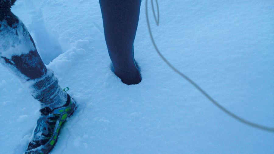 Fell running in the snow in the Peak District | Outdoor Adventure Motivational Speaking | Hetty Key | Mud, Chalk & Gears