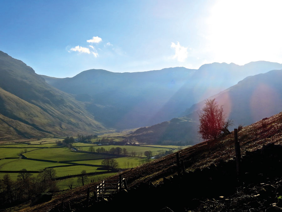 Climbing at Raven Crag, Langdale, Lake District | Outdoor Adventure Motivational Speaking | Hetty Key | Mud, Chalk & Gears