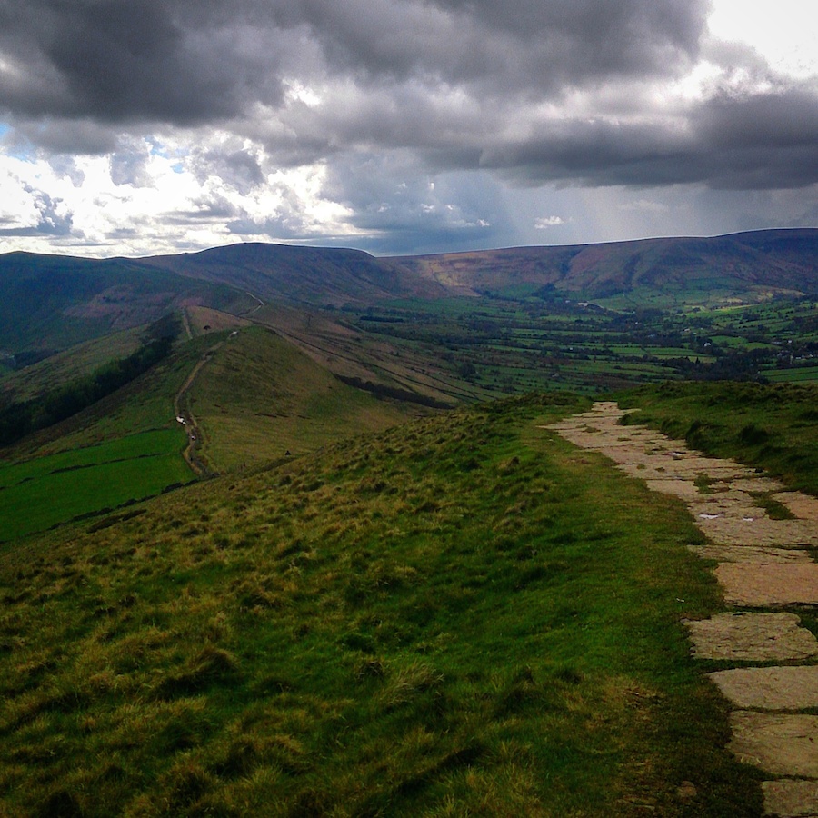 Fell running, Mam Tor and Lose Hill, Peak District | Outdoor Adventure Motivational Speaking | Hetty Key | Mud, Chalk & Gears