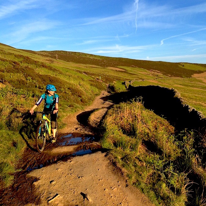Mountain biking around Ladybower in the Peak District | Outdoor Adventure Motivational Speaking | Hetty Key | Mud, Chalk & Gears