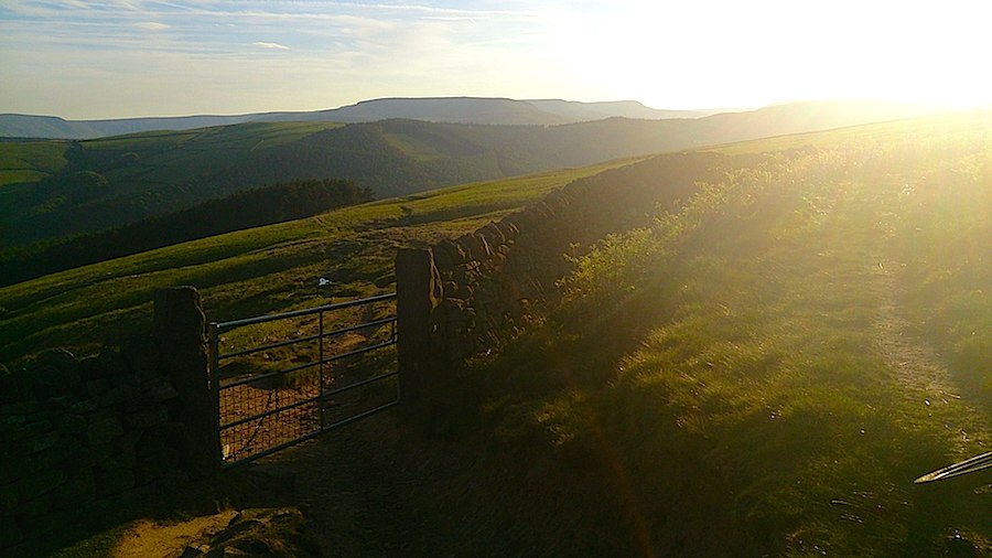 Mountain biking, Ladybower, Peak District | Outdoor Adventure Motivational Speaking | Hetty Key | Mud, Chalk & Gears