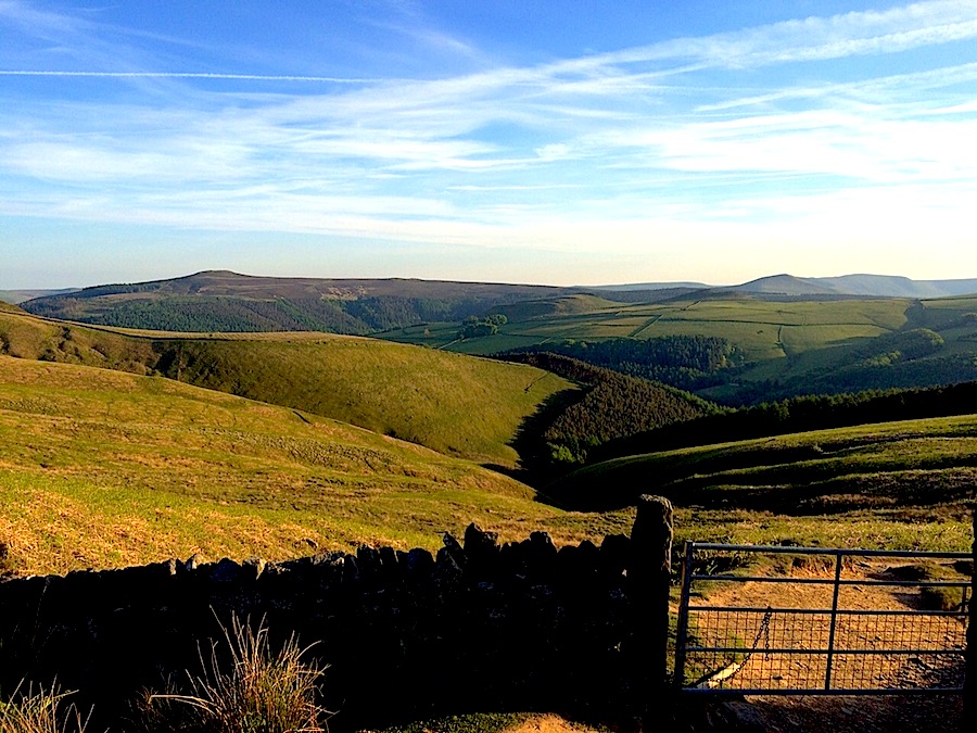 Mountain biking, Ladybower, Peak District | Outdoor Adventure Motivational Speaking | Hetty Key | Mud, Chalk & Gears