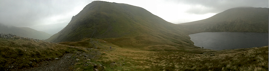 Descending out of the fog towards the first check point. Photo Credit ©True Mountain - https://www.truemountain.com/