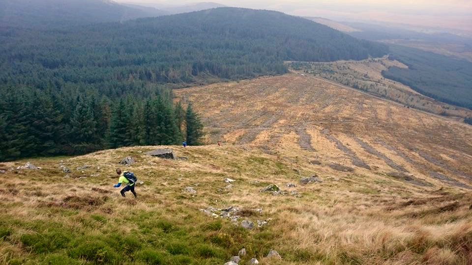 Competitors scattered over the hillside. Photo credit: David Perry