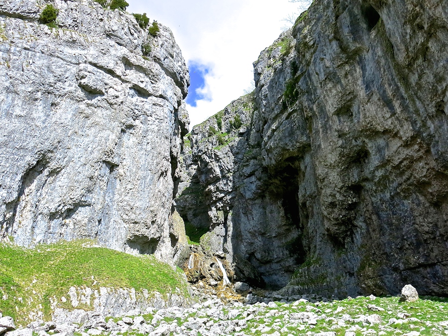 Malham Cove and Gordale Scar | Outdoor Adventure Motivational Speaking | Hetty Key | Mud, Chalk & Gears