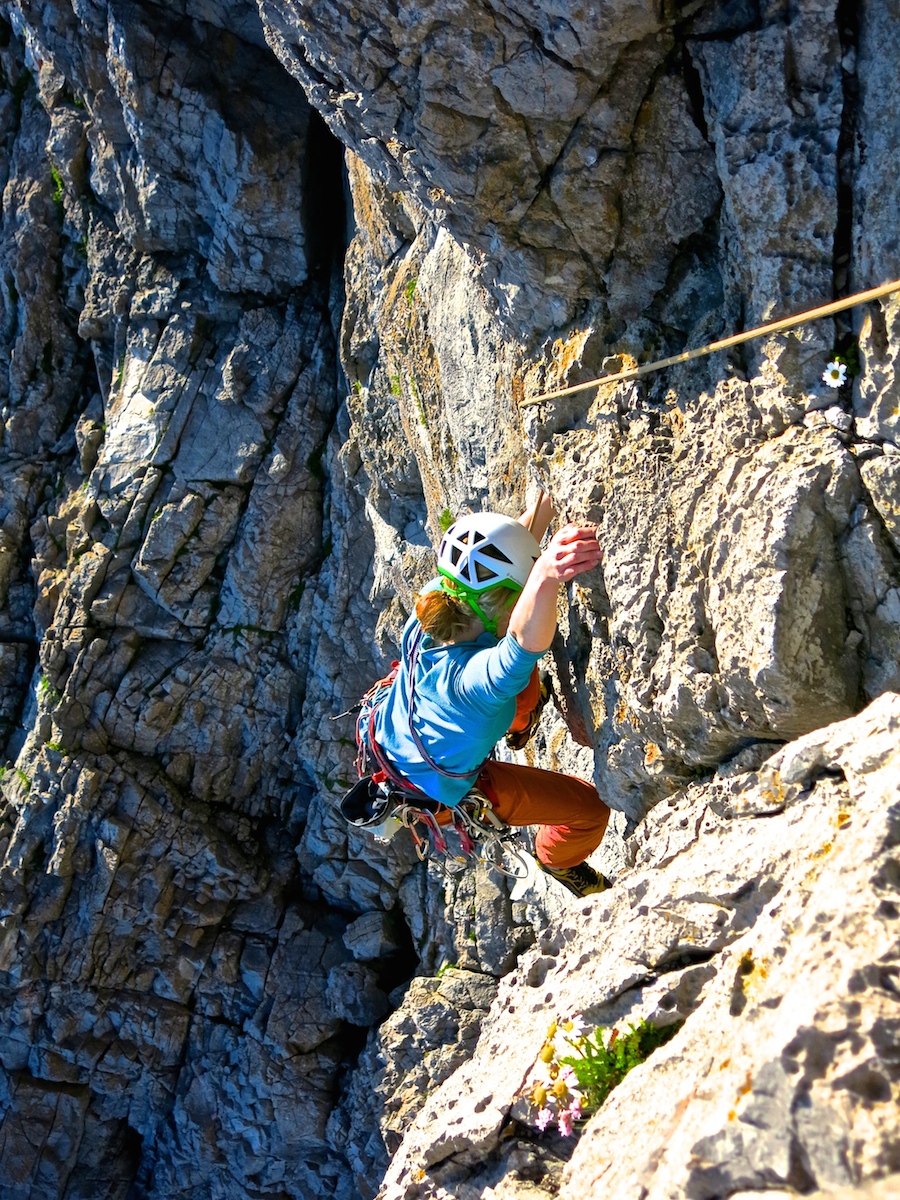 Sea cliff climbing at Pembroke | Outdoor Adventure Motivational Speaking | Hetty Key | Mud, Chalk & Gears