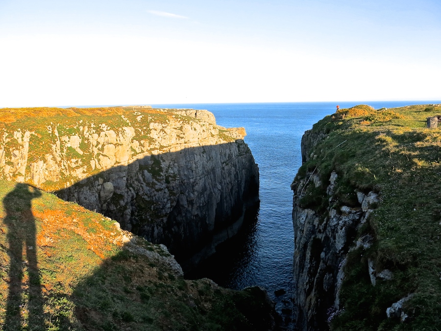 Sea cliff climbing at Pembroke | Outdoor Adventure Motivational Speaking | Hetty Key | Mud, Chalk & Gears