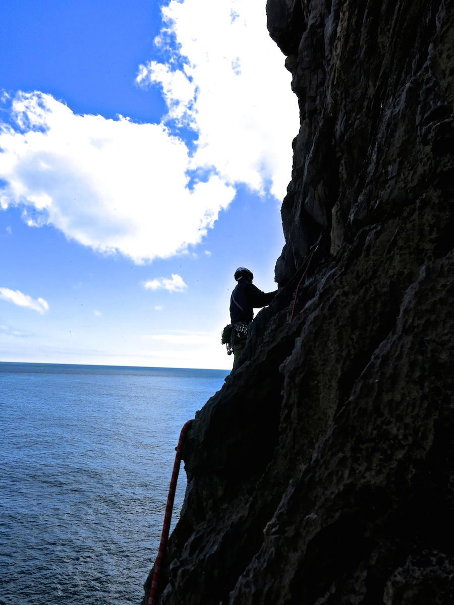 Sea cliff climbing at Pembroke | Outdoor Adventure Motivational Speaking | Hetty Key | Mud, Chalk & Gears