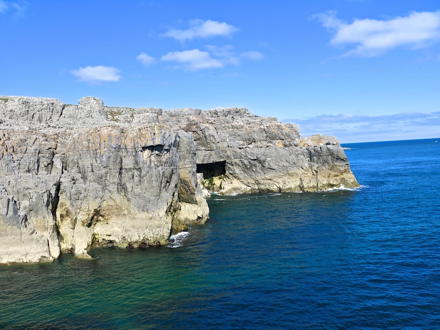 Sea cliff climbing at Pembroke | Outdoor Adventure Motivational Speaking | Hetty Key | Mud, Chalk & Gears