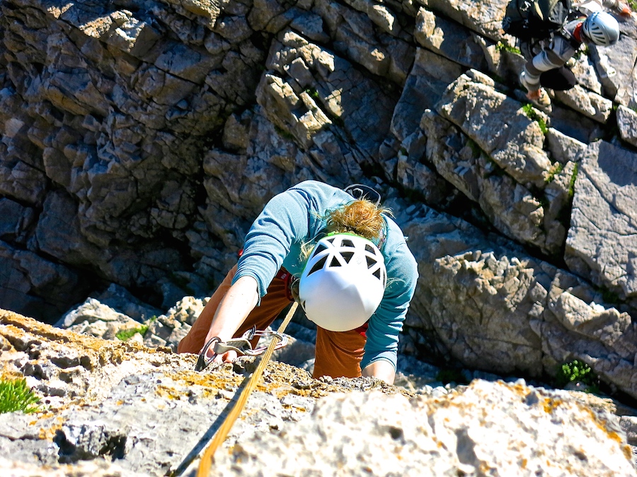 Sea cliff climbing at Pembroke | Outdoor Adventure Motivational Speaking | Hetty Key | Mud, Chalk & Gears